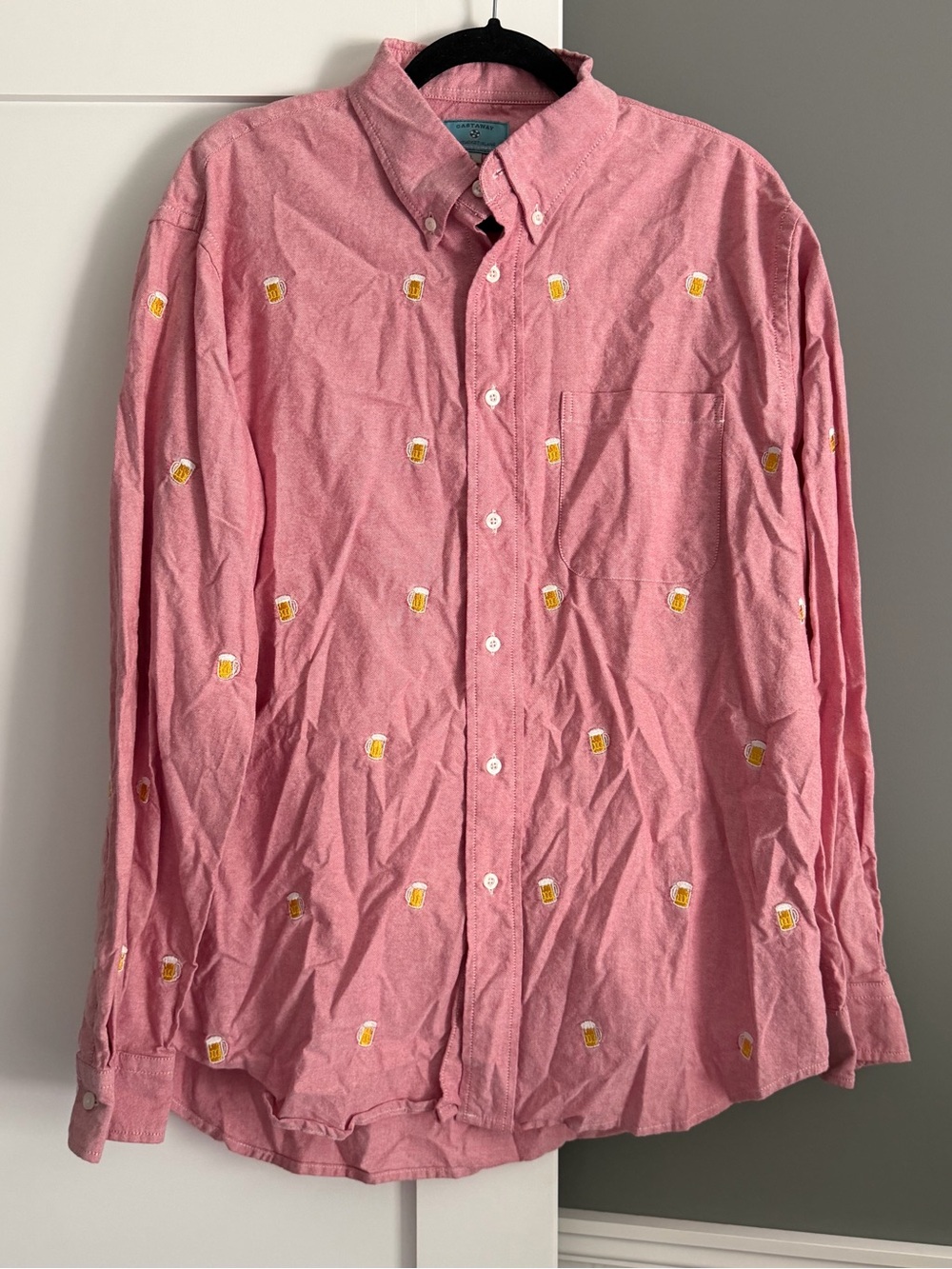 Castaway Nantucket Island Beer Mug Embroidered Shirt Pink